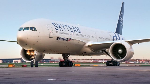 Aerolíneas suspenden vuelos hacia Israel