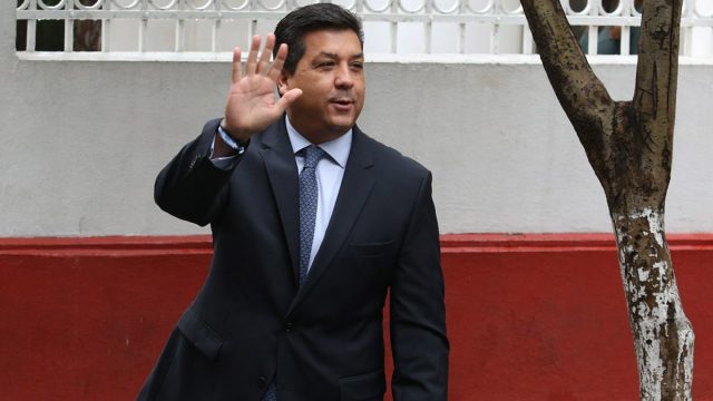 FGR investiga cuentas de amigos y familiares de Cabeza de Vaca
