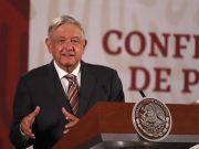 No se despedirá a médicos contratados por la pandemia: AMLO
