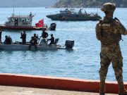 El ejército hasta en el mar