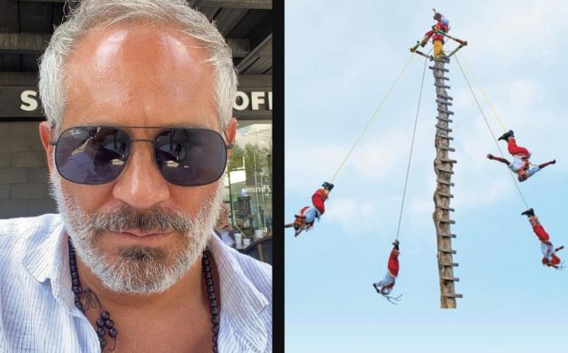 Arath de la Torre se burla de los Voladores de Papantla