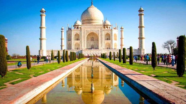 Reabre el Taj Mahal