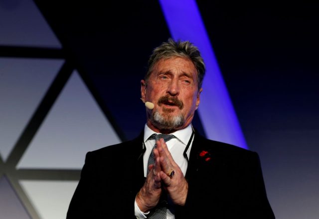 Creador del antivirus McAfee se suicida en prisión