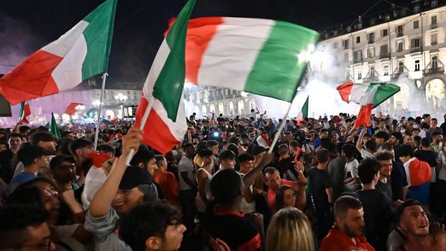 Un muerto y varios heridos tras festejo del triunfo de Italia en la EUROCOPA