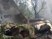 Se estrella avión en Filipinas; al menos 45 muertos
