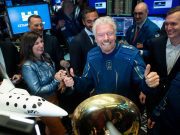 Richard Branson y Virgin Galactic llegan “de turismo” al espacio