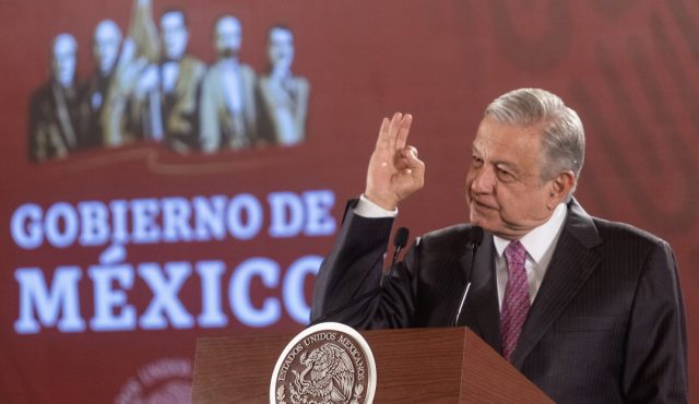Niegan a funcionarios del INEGI ganar más que el presidente