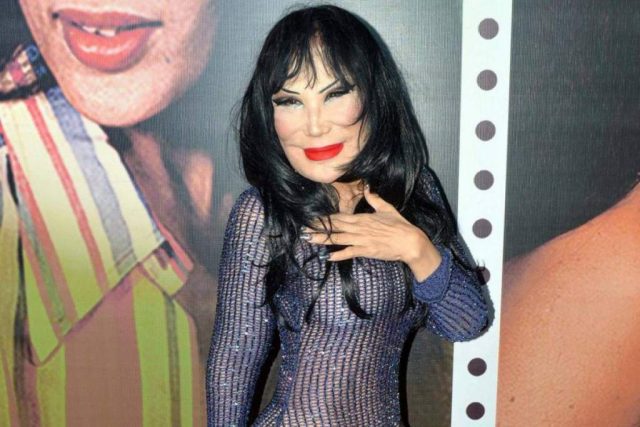 Lyn May anuncia que será mamá a sus 68 años