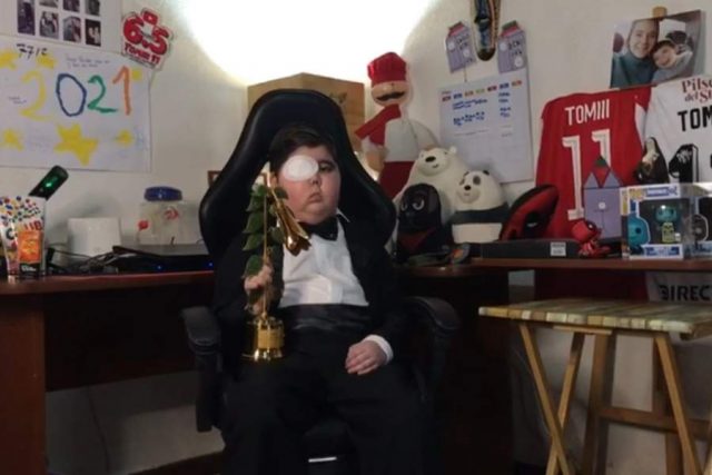 Fallece Tomiii 11, pequeño youtuber de 12 años de edad