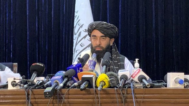 Talibanes respetarán derechos de las mujeres y otorgan el perdón general
