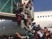 Continúan las evacuaciones en el aeropuerto de Kabul