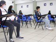 Estudiantes clausuran escuelas en Puebla para impedir el regreso a clases presenciales