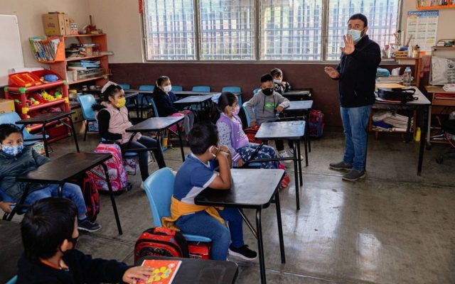 Más de 100 mil alumnos han sido beneficiados con el programa de alimentos