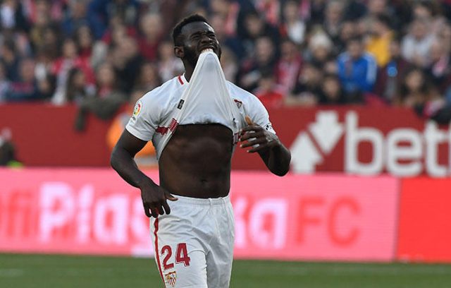 El Sevilla despide a un jugador por sobrepeso