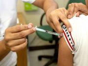 Vacunan a niños amparados en Edomex