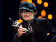 Johnny Depp recibe premio por su trayectoria en el Festival de Cine de San Sebastián