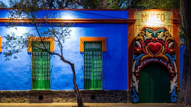 Inauguran exposición de Diego Rivera con piezas prehispánicas