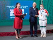 AMLO entrega estímulos económicos a deportistas participantes de Tokio 2020