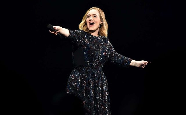 Página de Adele colapsa tras anunciar sus nuevos conciertos