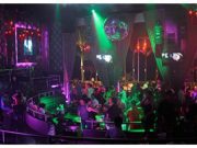 Bares y antros de Cuernavaca prohíben la banda y el reggaetón