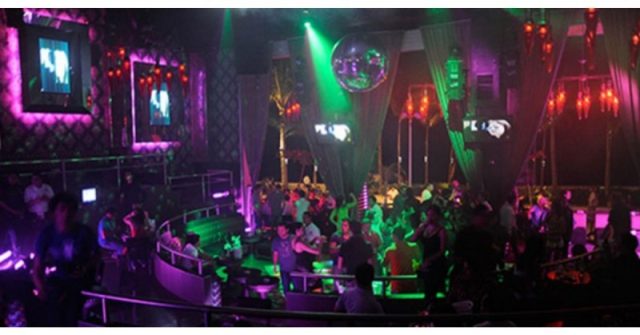 Bares y antros de Cuernavaca prohíben la banda y el reggaetón
