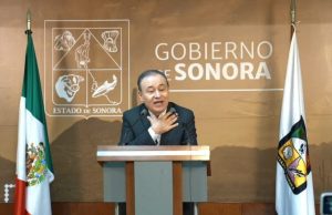 Los carros “chuecos” son una realidad y deben legalizarse por seguridad: Alfonso Durazo