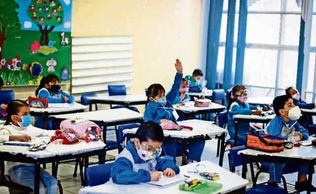 Aumentan casos de COVID-19 en Edomex tras regreso a clases presenciales