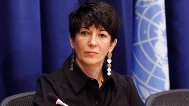 Ex piloto de Jeffrey Epstein señala a Ghislaine Maxwell como la segunda al mando