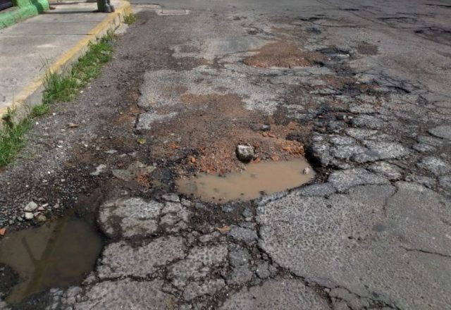 Solicitan a Federación que incluya a Hidalgo en Programa Nacional de Bacheo