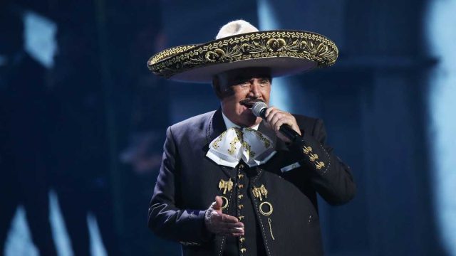 Fallece Vicente Fernández en las primeras horas de este domingo