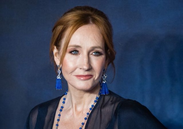 Escuela cambia el nombre del edificio Rowling por dichos antitrans de la autora