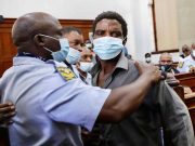Sospechoso de incendiar el Parlamento sudafricano es acusado de terrorismo