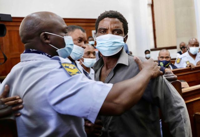 Sospechoso de incendiar el Parlamento sudafricano es acusado de terrorismo