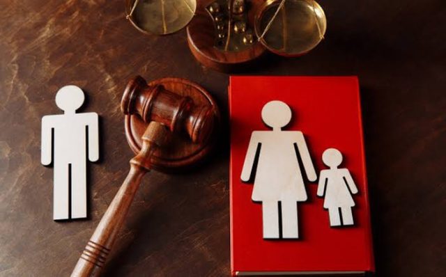 No contratar a deudores alimentarios y agresores sexuales es inviable