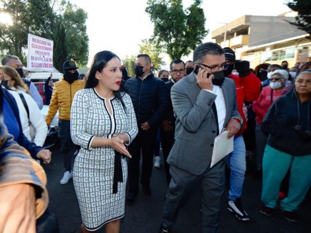 Vinculan a proceso a Sandra Cuevas por abuso contra dos policías
