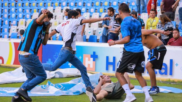 Ningún muerto hasta el momento por riña entre aficionados de Atlas y Querétaro