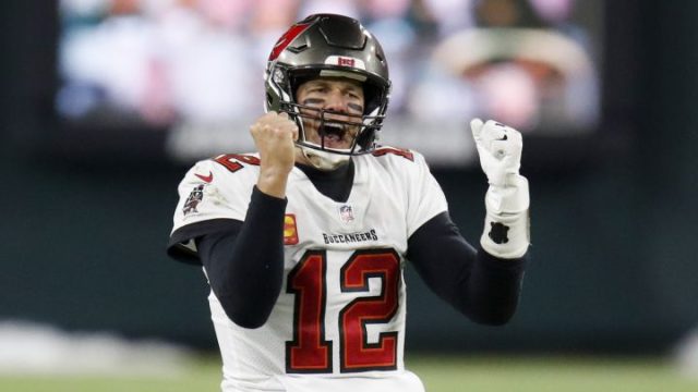 Tom Brady anuncia su regreso a la NFL