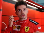 Leclerc gana el primer GP de 2022 y Checo abandona