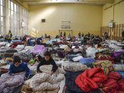 Evacúan a huérfanos ucranianos a zona prorrusa
