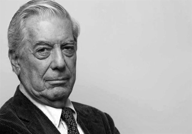 Mario Vargas Llosa da positivo a COVID-19