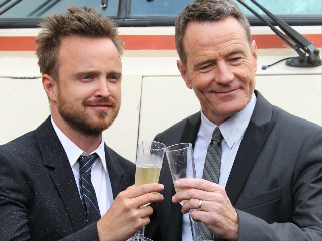 Aaron Paul vuelve a ser padre; Bryan Cranston será el padrino del bebé
