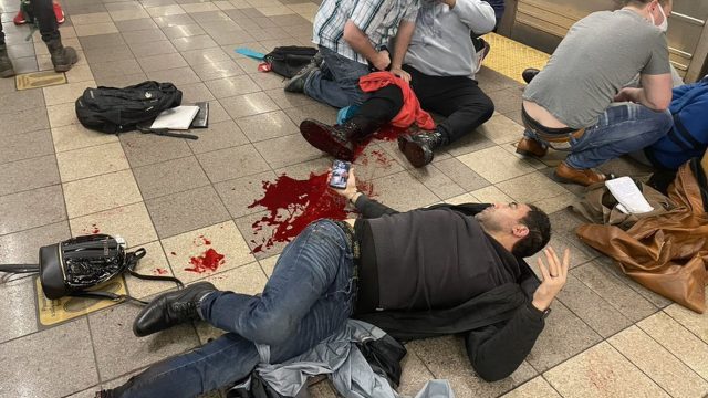 Los muertos duelen, los heridos no