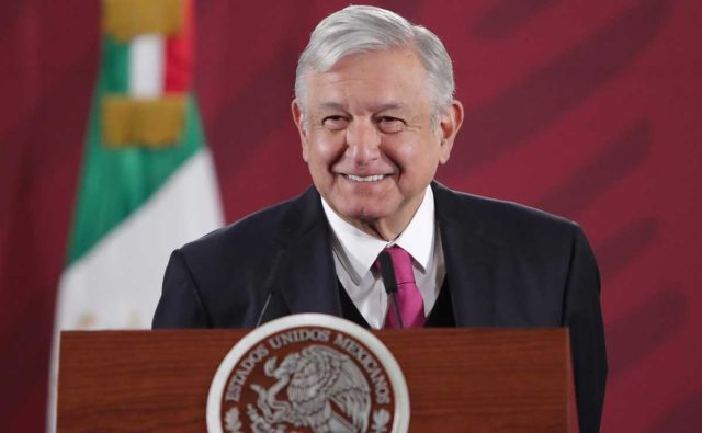 AMLO rechaza destape de Adán Augusto; “apoyaré a quién salga mejor en la encuesta”, dice