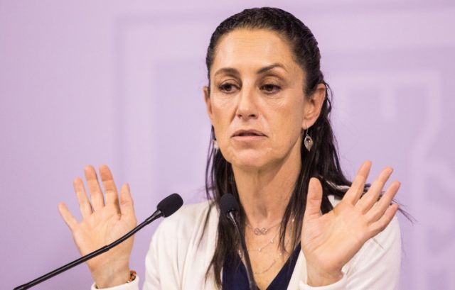 Sheinbaum califica de estrategia política reclamos por la L12; no subirá costo del boleto