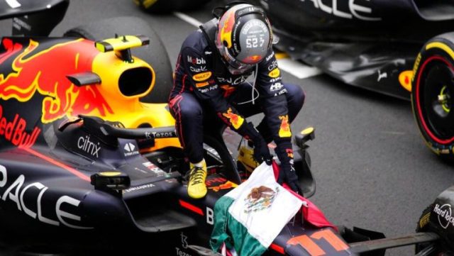 FIA rechaza quitarle el podio a Checo Pérez tras alegato de Ferrari