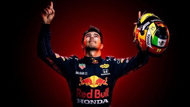 Checo Pérez renueva con Red Bull por dos años más