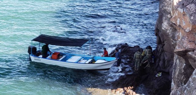Mueren ocho personas al voltearse una embarcación en San Carlos
