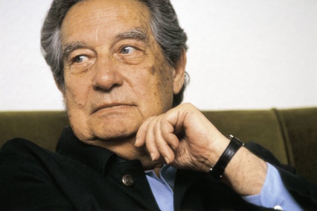 Octavio Paz: acervo del escritor será trasladado para su restauración Octavio Paz Lozano, uno de los mejores escritores