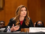 Interrogan a directora de la DEA por contratos sin licitación