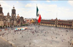 Sheinbaum: Ya se analiza la posibilidad de cambiarle el nombre al Zócalo